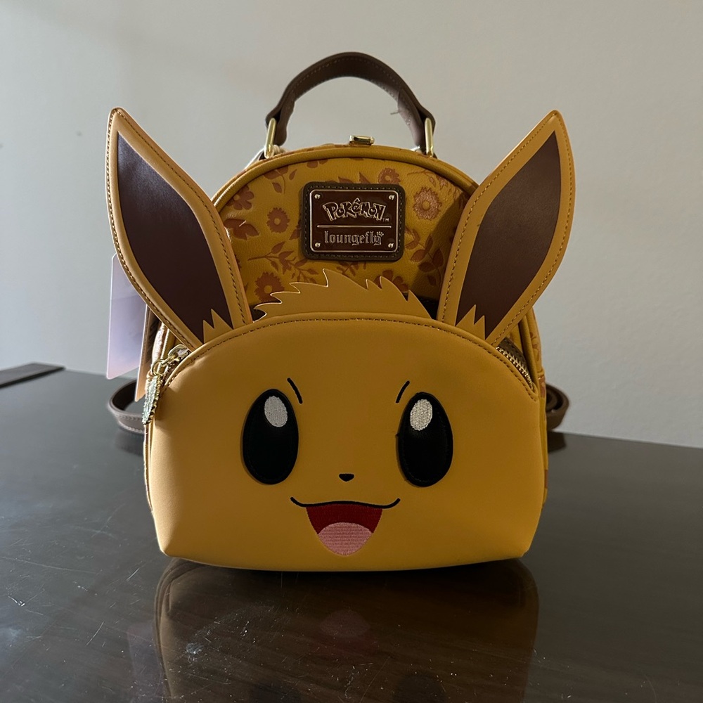 NWT Eevee Pokémon Loungefly